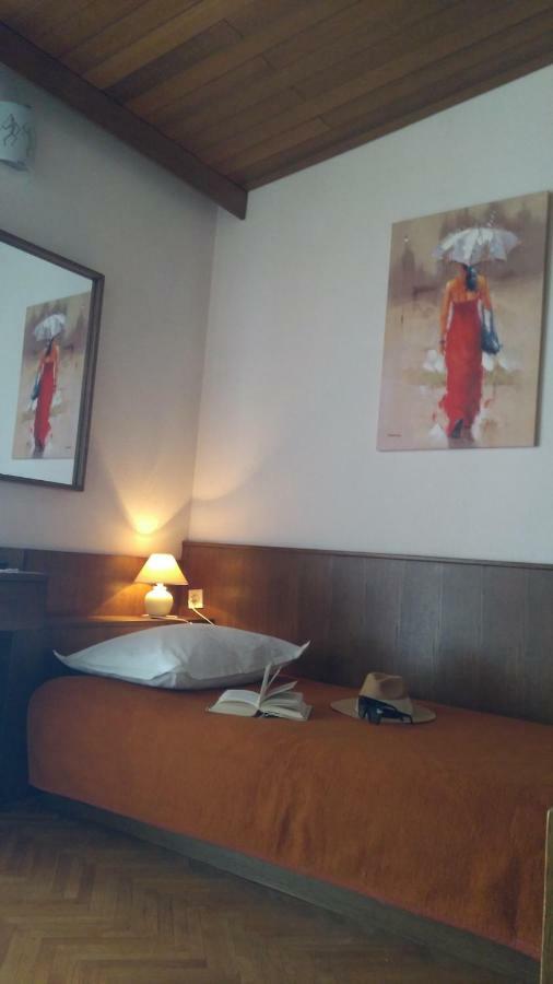 House Nede Medic Hotel Brela Ngoại thất bức ảnh