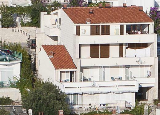 House Nede Medic Hotel Brela Ngoại thất bức ảnh